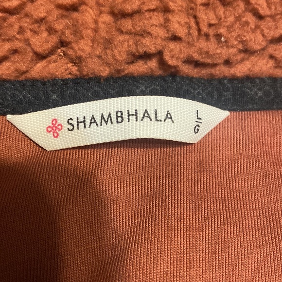 Salmon? Large Sherpa sweater. - Picture 3 of 3